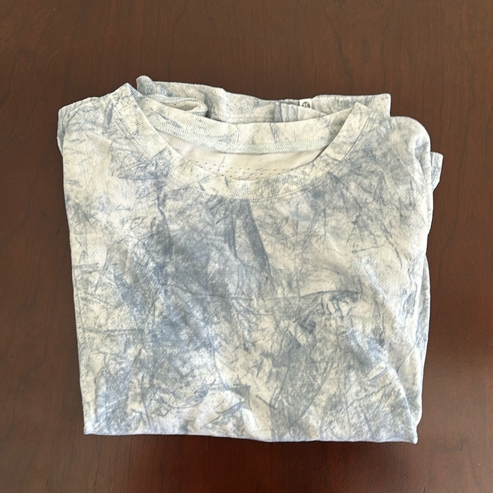 Blue and white lululemon shirt